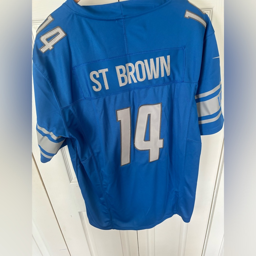 Amon-Ra St. Brown jersey men’s L